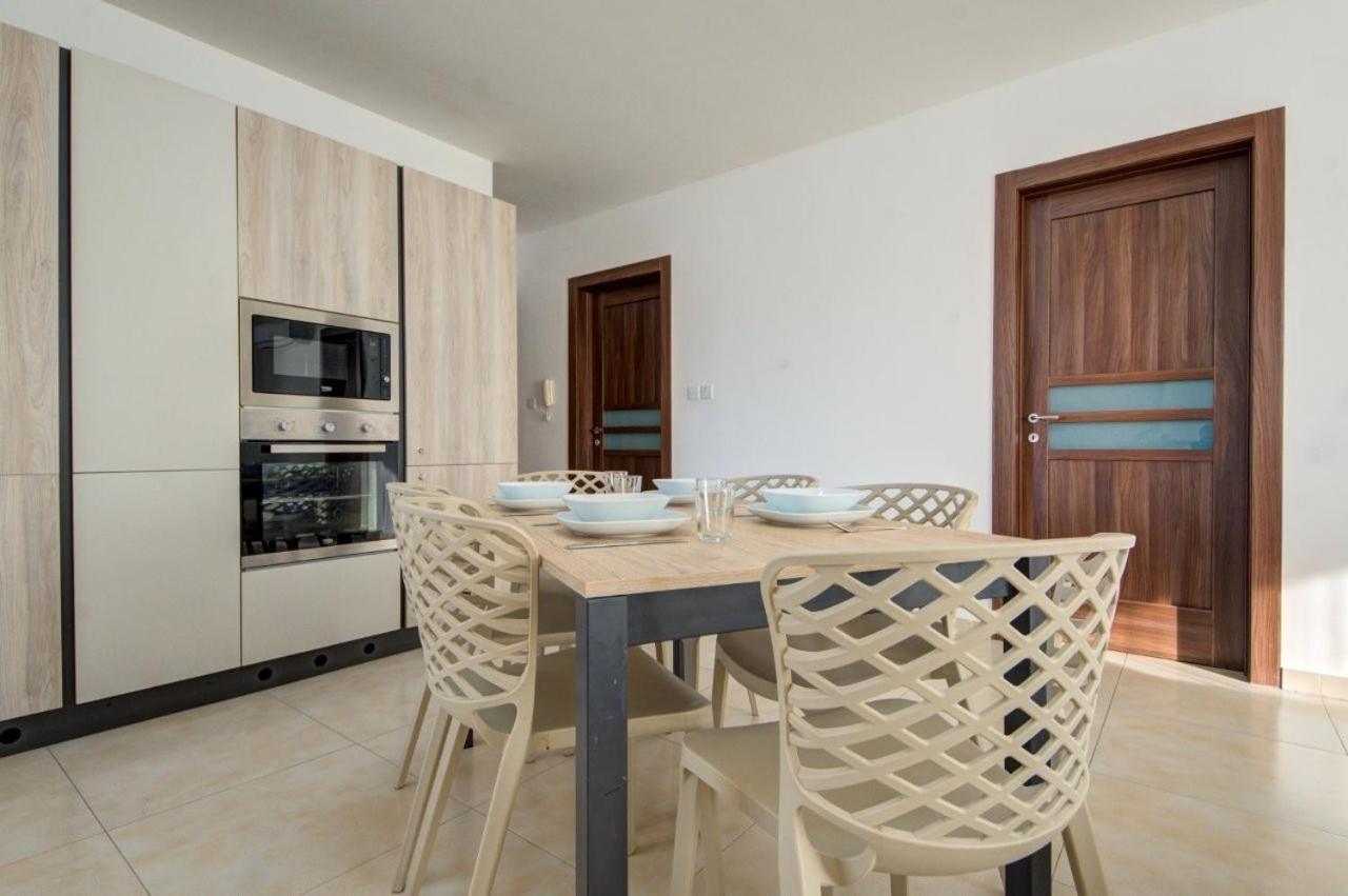 Point G&V Apartment Sea Front Bugibba Bahía de San Pablo Exterior foto